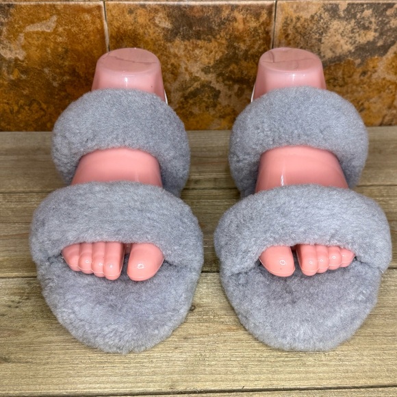 UGG Fluff Yeah slippers - Picture 3 of 6